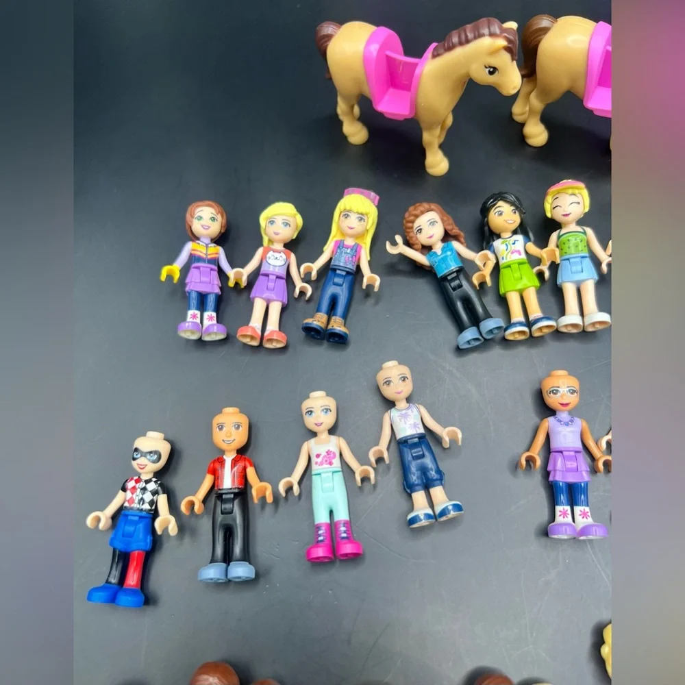 Lego and Barbie- Mixed lot of Mini Figures, Colorful Kids Toy Figurine Set‎